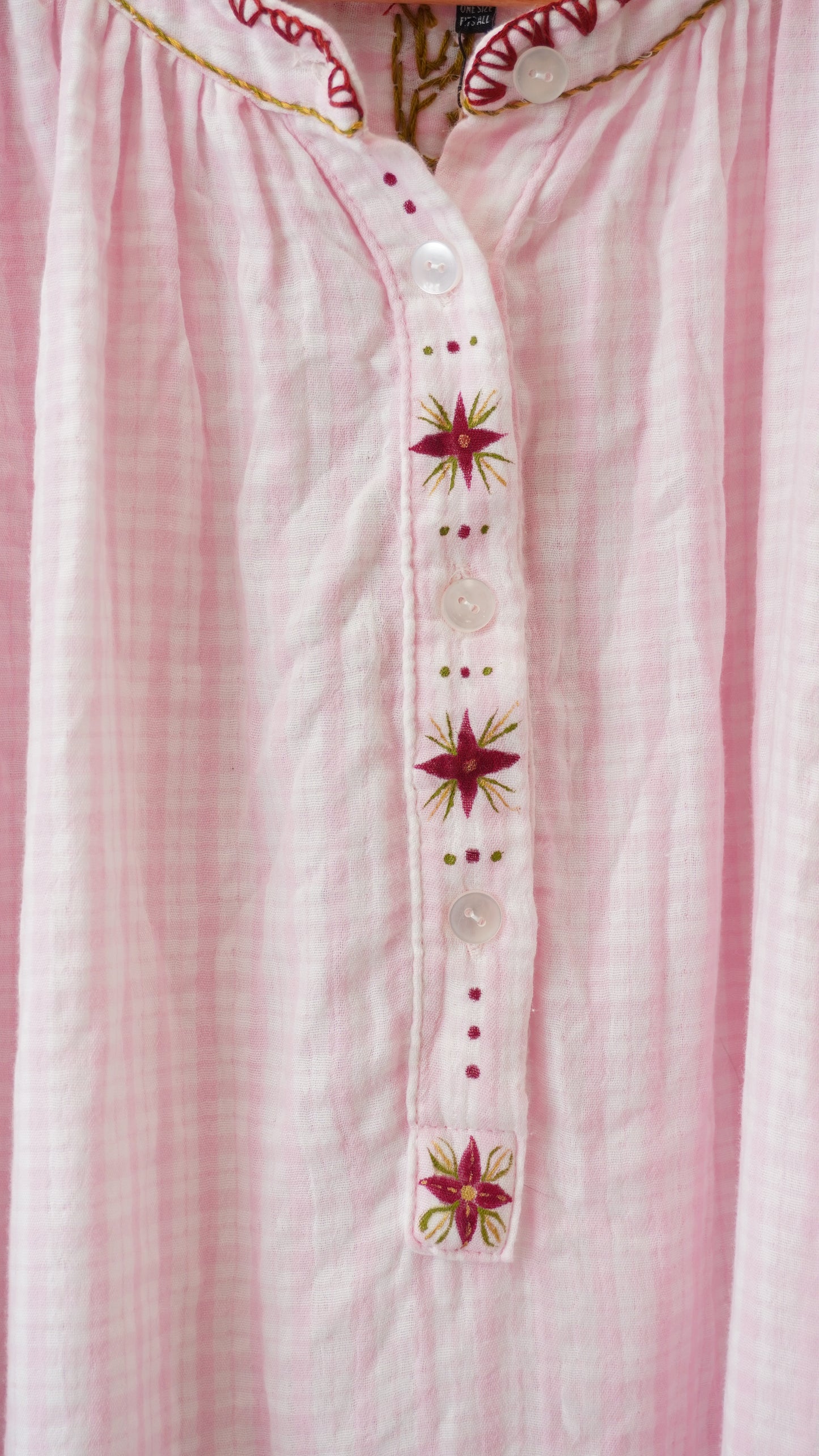 Chemise rosie