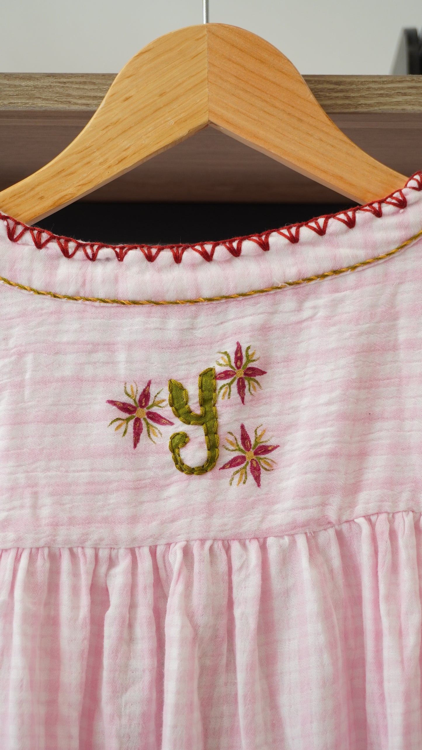 Chemise rosie